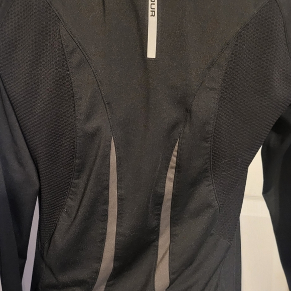 Underarmour youth size large zip up - Picture 6 of 11